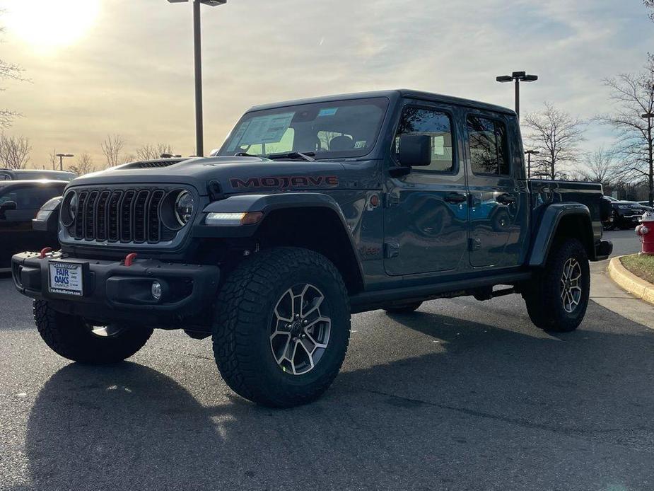 new 2025 Jeep Gladiator car, priced at $60,435