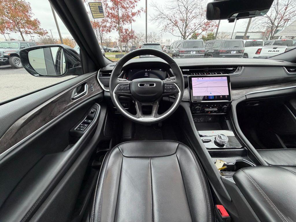 used 2024 Jeep Grand Cherokee L car, priced at $33,017