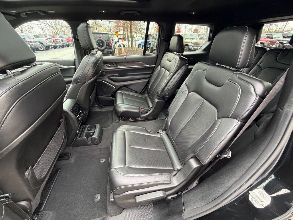 used 2024 Jeep Grand Cherokee L car, priced at $33,017