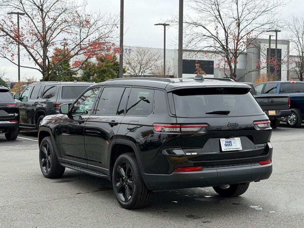 used 2024 Jeep Grand Cherokee L car, priced at $33,017