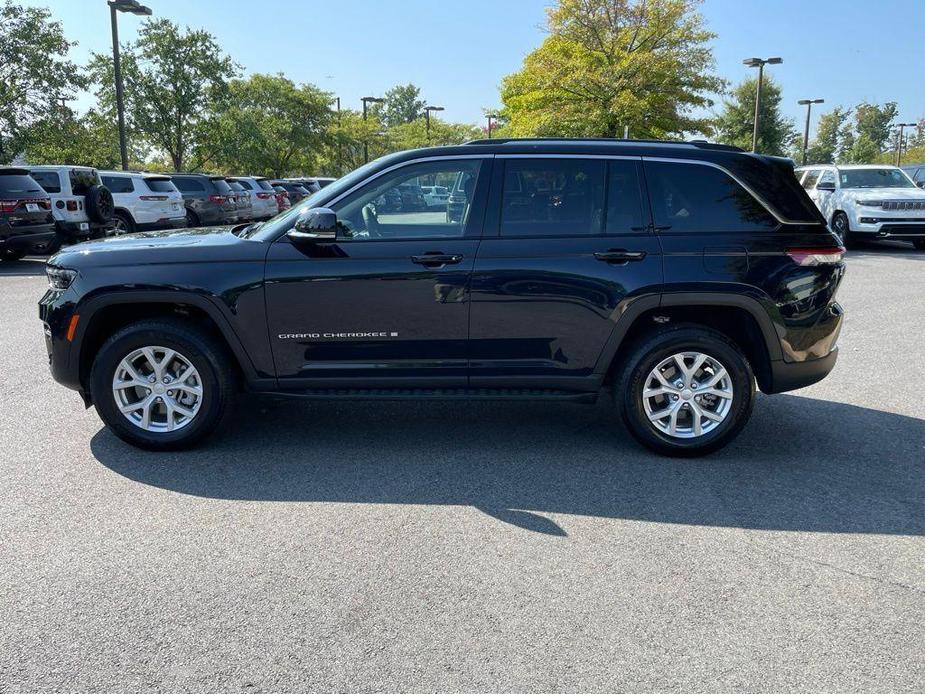 used 2023 Jeep Grand Cherokee car, priced at $33,289