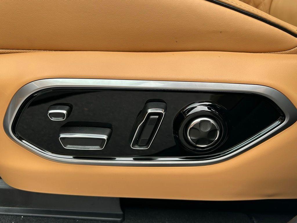 new 2025 Jeep Grand Cherokee L car, priced at $63,353