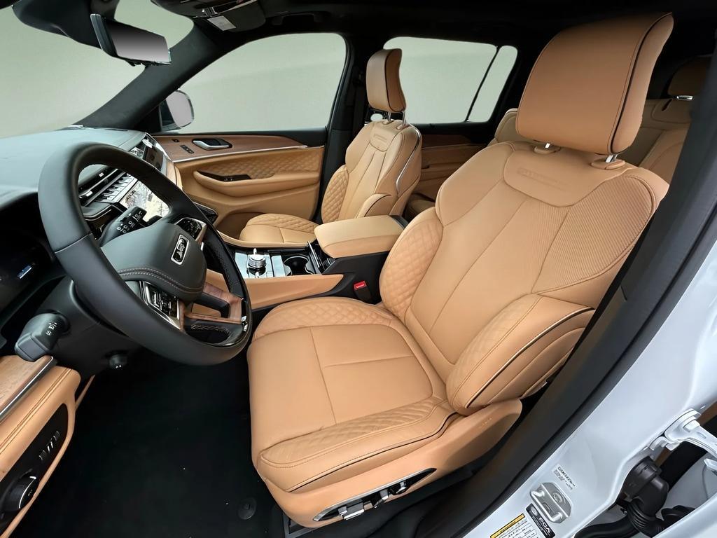 new 2025 Jeep Grand Cherokee L car, priced at $63,353