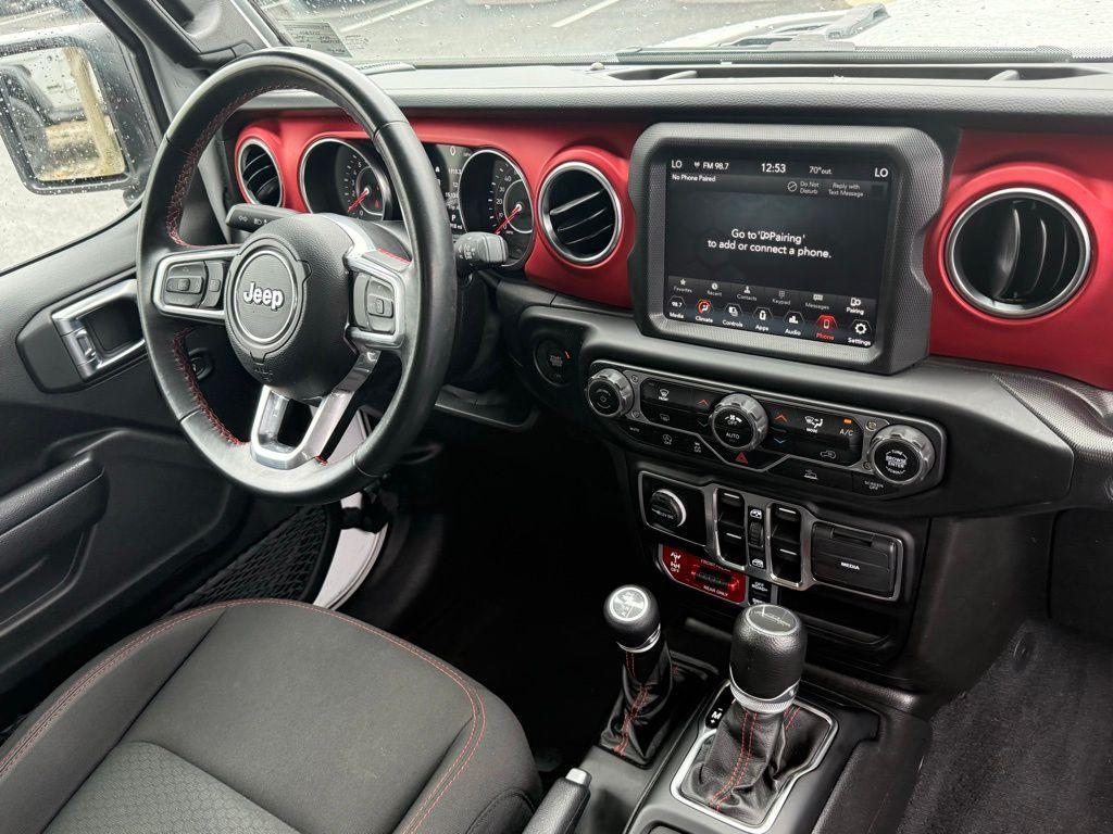 used 2022 Jeep Gladiator car, priced at $34,492