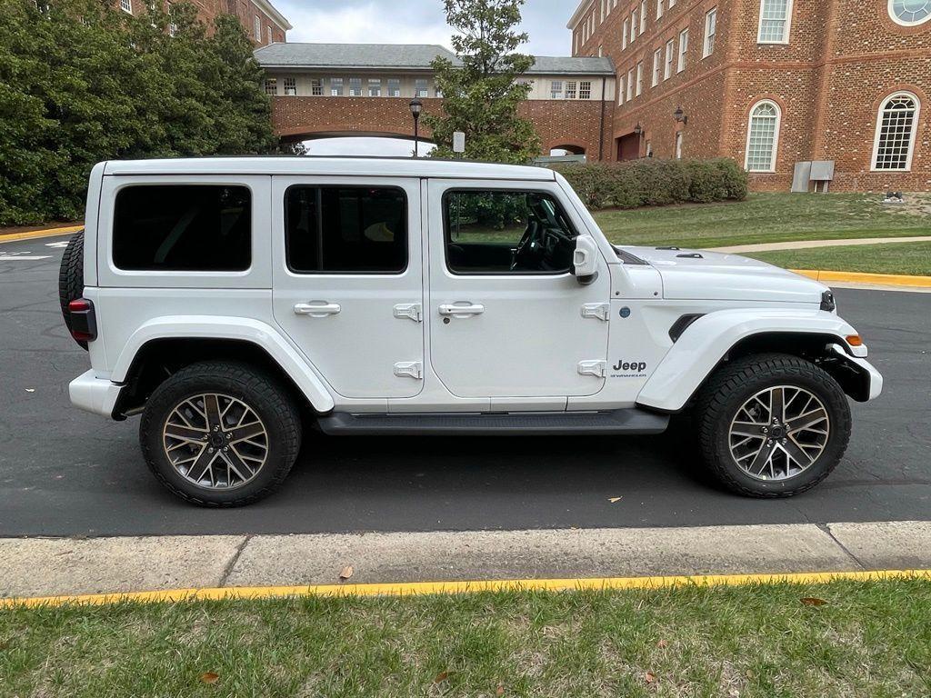 new 2024 Jeep Wrangler 4xe car