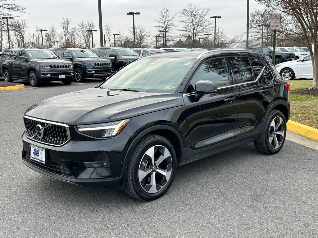 used 2024 Volvo XC40 car, priced at $33,484