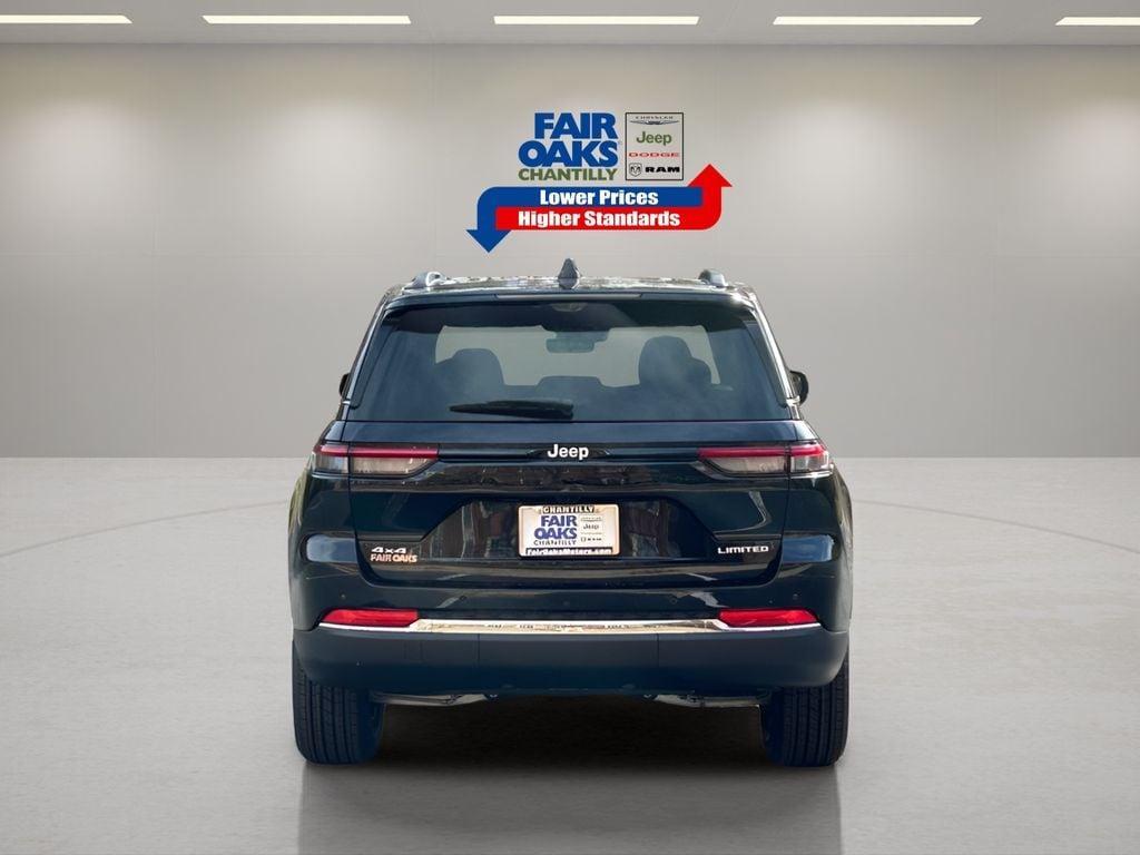 new 2025 Jeep Grand Cherokee car, priced at $45,421