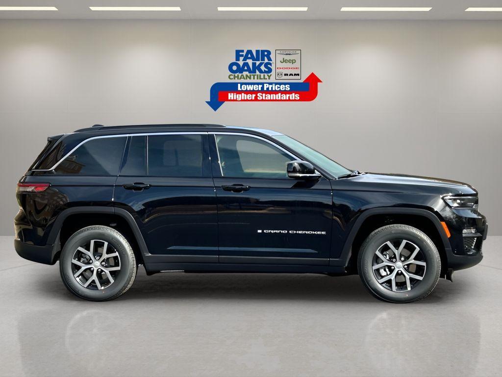 new 2025 Jeep Grand Cherokee car, priced at $45,421