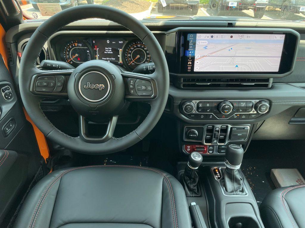 new 2025 Jeep Gladiator car, priced at $58,707