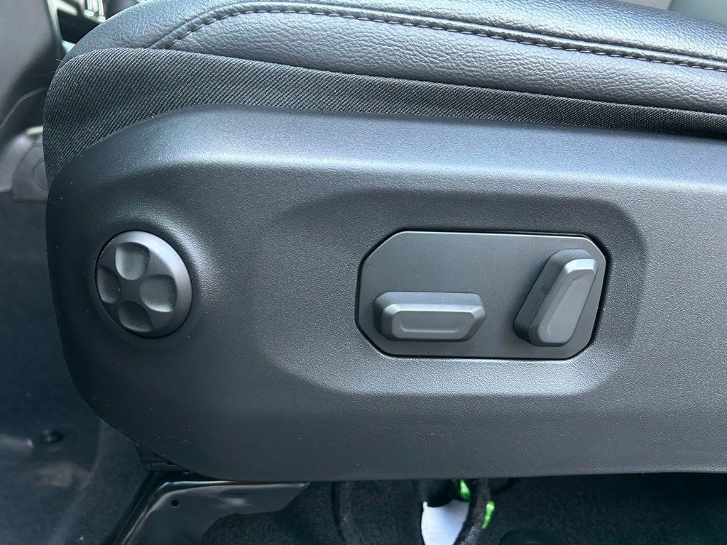 new 2026 Jeep Wrangler car, priced at $53,618