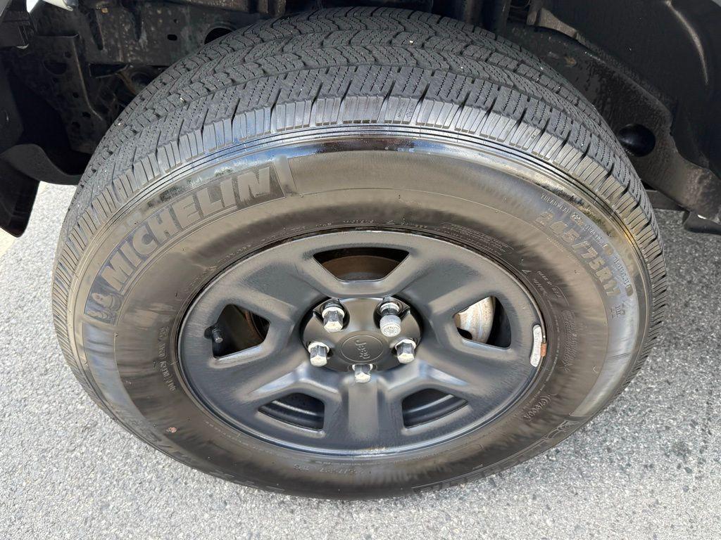 used 2022 Jeep Wrangler Unlimited car, priced at $30,306