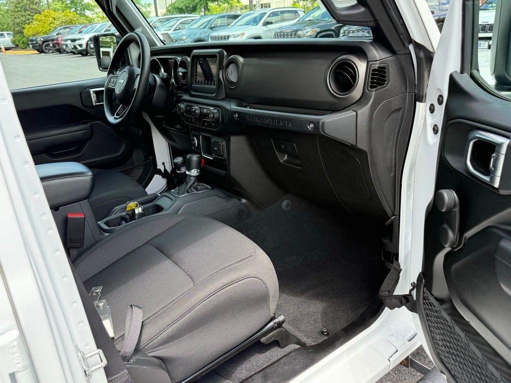 used 2022 Jeep Wrangler Unlimited car, priced at $30,306