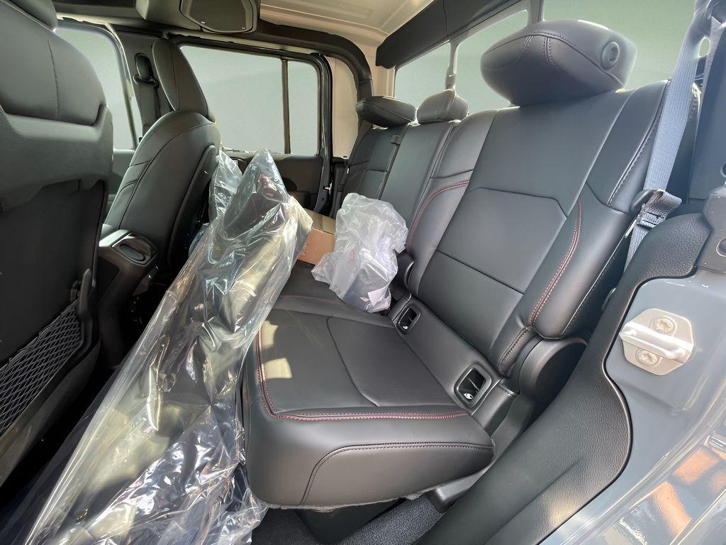 new 2025 Jeep Gladiator car, priced at $52,944