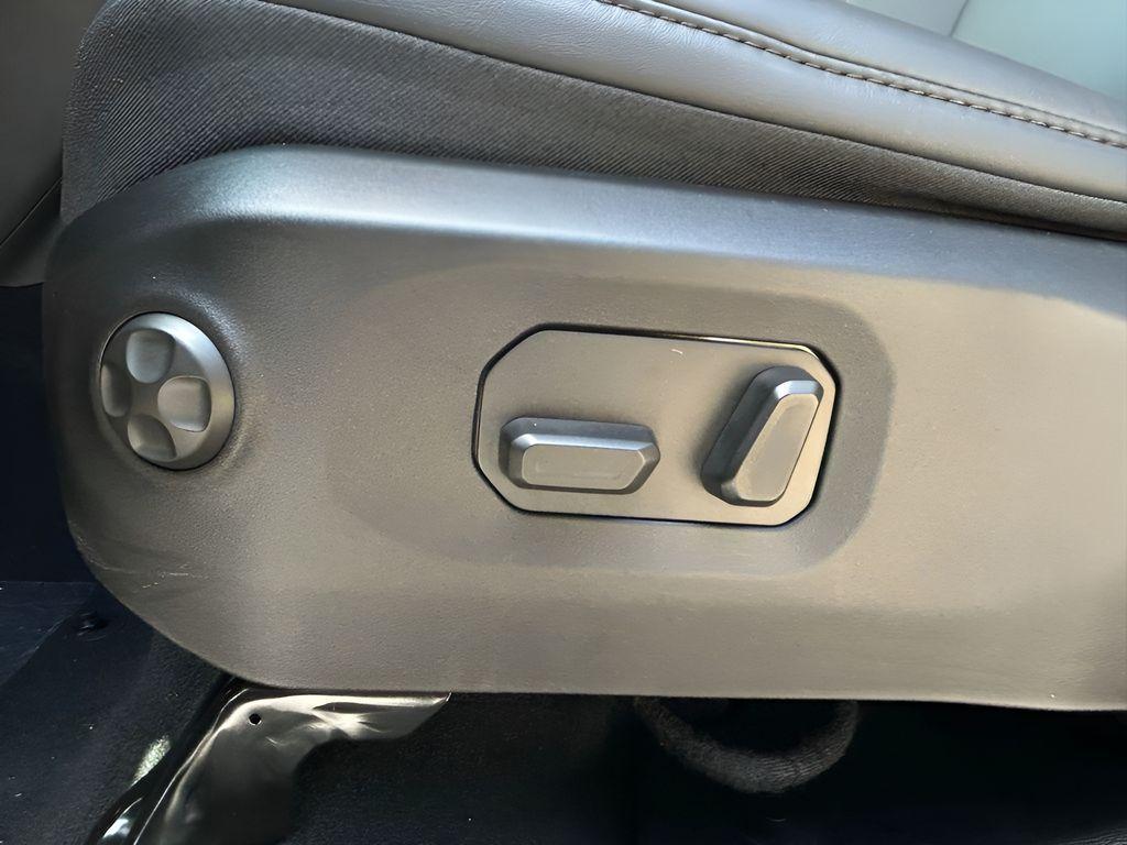 new 2025 Jeep Wrangler car, priced at $56,565
