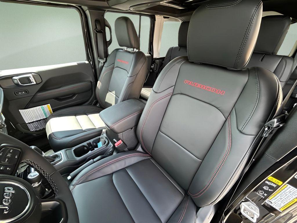 new 2025 Jeep Wrangler car, priced at $56,565
