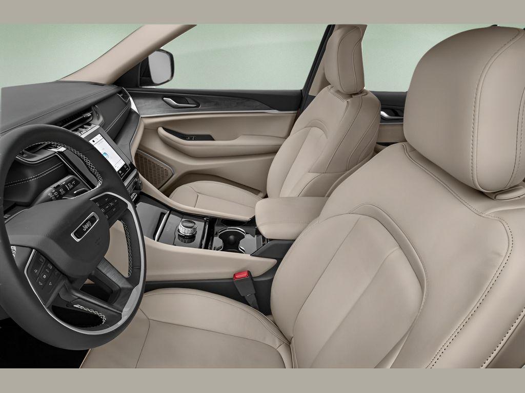 new 2025 Jeep Grand Cherokee car, priced at $61,208
