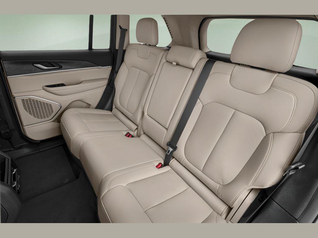 new 2025 Jeep Grand Cherokee car, priced at $61,208