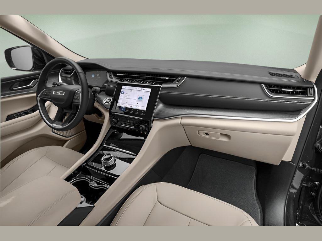 new 2025 Jeep Grand Cherokee car, priced at $61,208