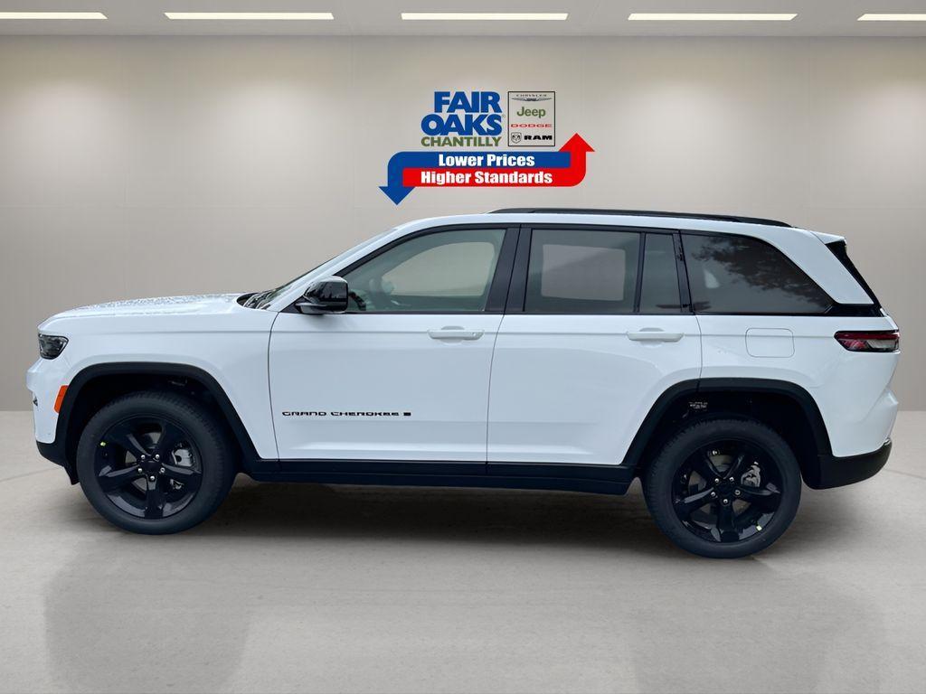 new 2025 Jeep Grand Cherokee car, priced at $49,405
