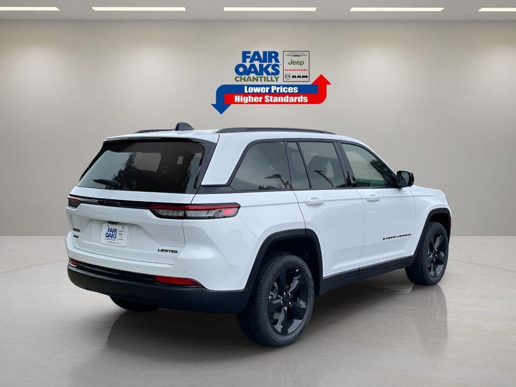 new 2025 Jeep Grand Cherokee car, priced at $49,405
