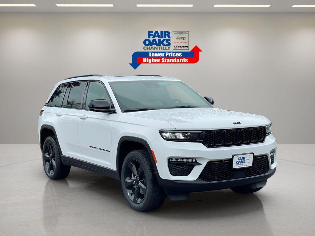 new 2025 Jeep Grand Cherokee car, priced at $49,405