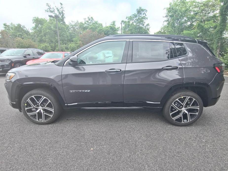 new 2024 Jeep Compass car, priced at $33,327