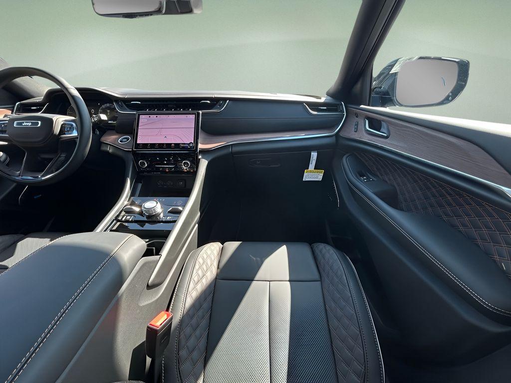 new 2025 Jeep Grand Cherokee L car, priced at $64,444