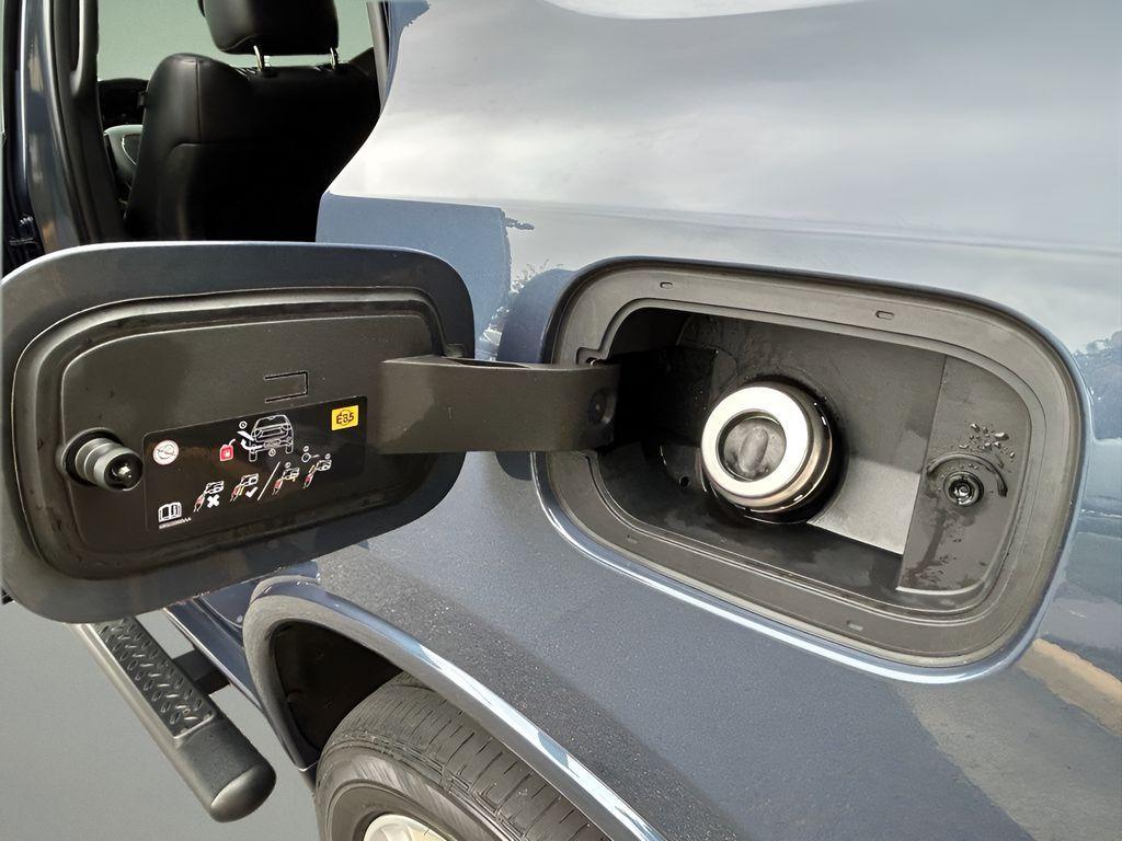 used 2021 Dodge Durango car, priced at $25,000