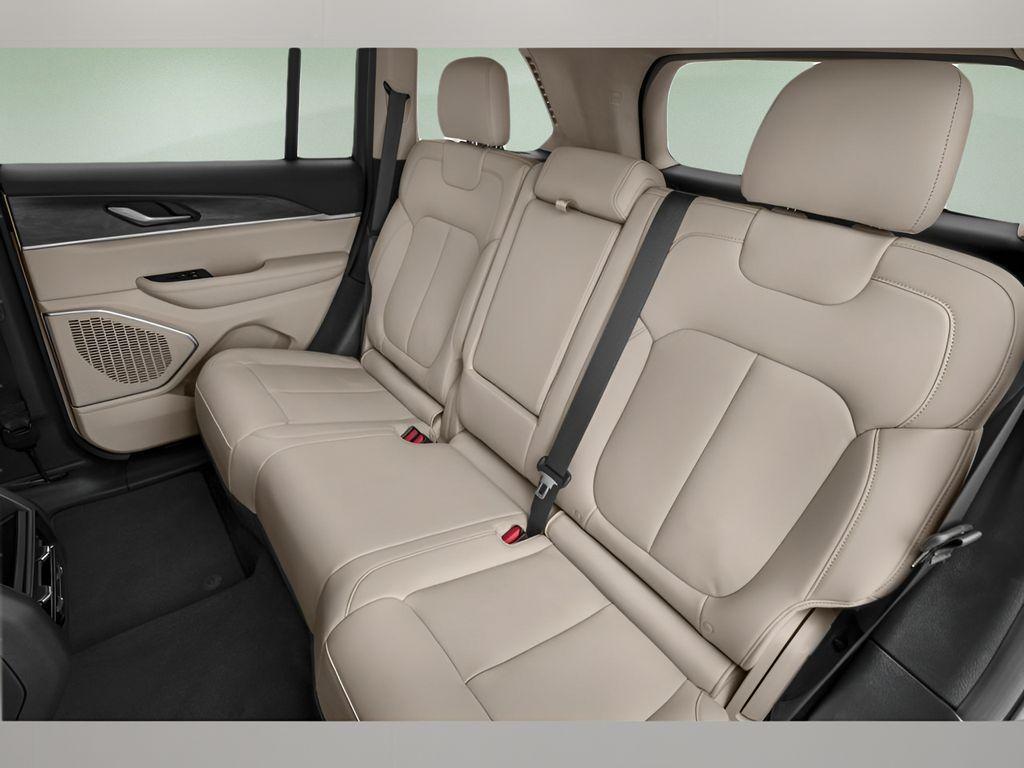 new 2025 Jeep Grand Cherokee car, priced at $61,208