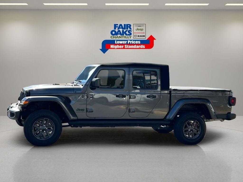 used 2024 Jeep Gladiator car, priced at $32,940