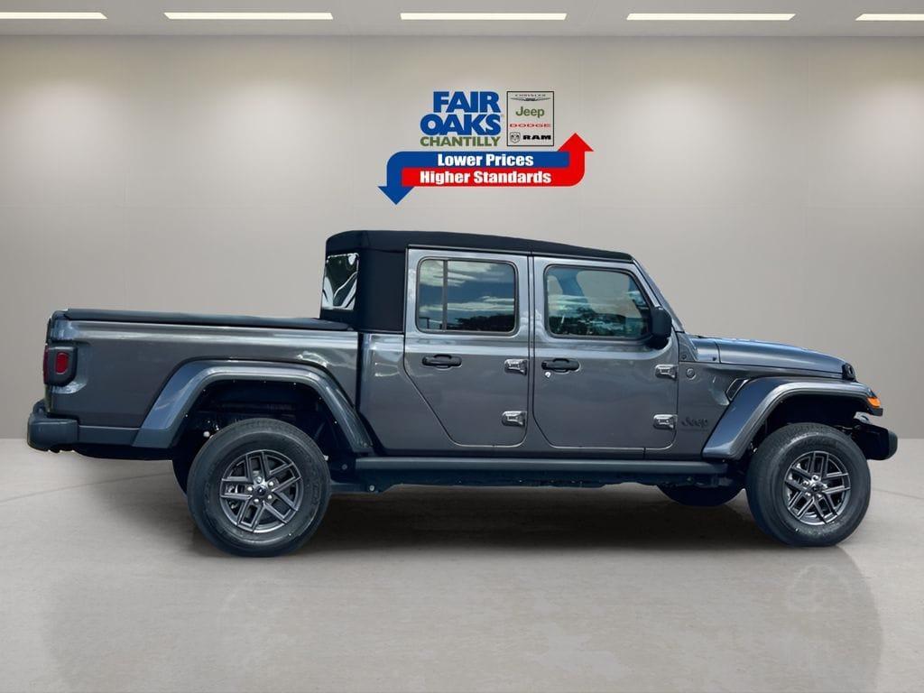 used 2024 Jeep Gladiator car, priced at $32,940