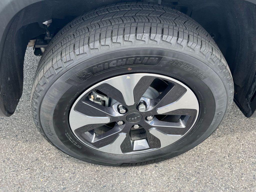 used 2024 Jeep Grand Cherokee 4xe car, priced at $30,074