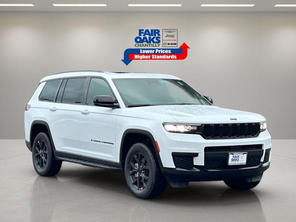new 2025 Jeep Grand Cherokee car, priced at $61,578