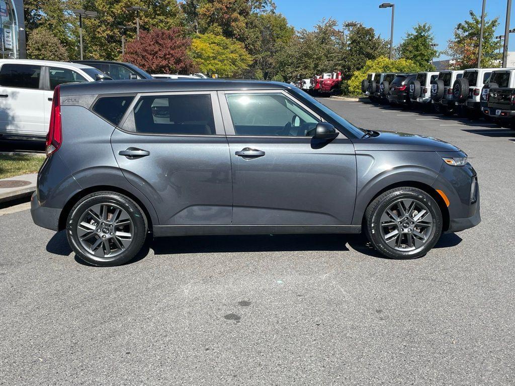 used 2021 Kia Soul car, priced at $8,520