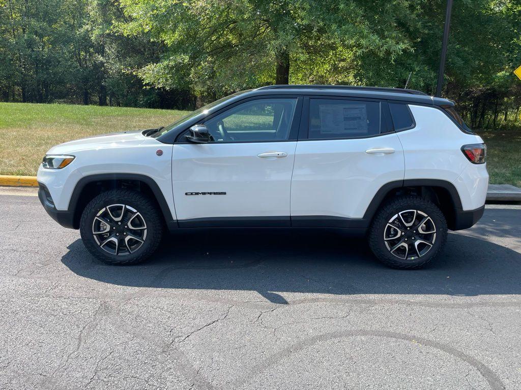 new 2024 Jeep Compass car, priced at $35,743