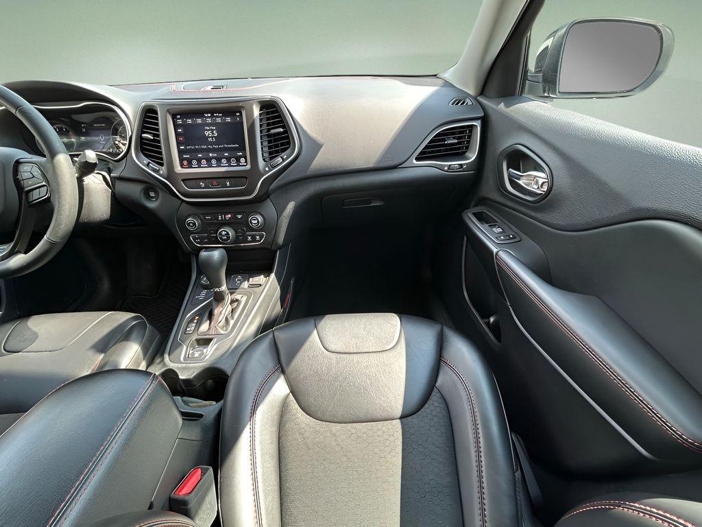 used 2022 Jeep Cherokee car, priced at $24,909
