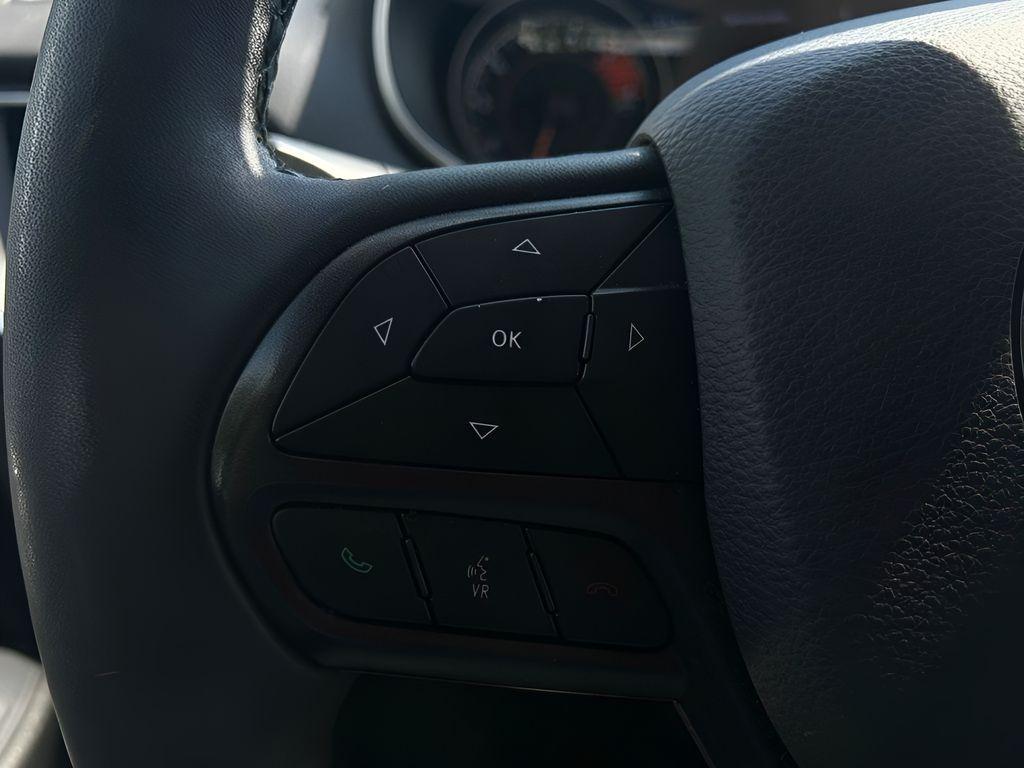 used 2022 Jeep Cherokee car, priced at $24,909