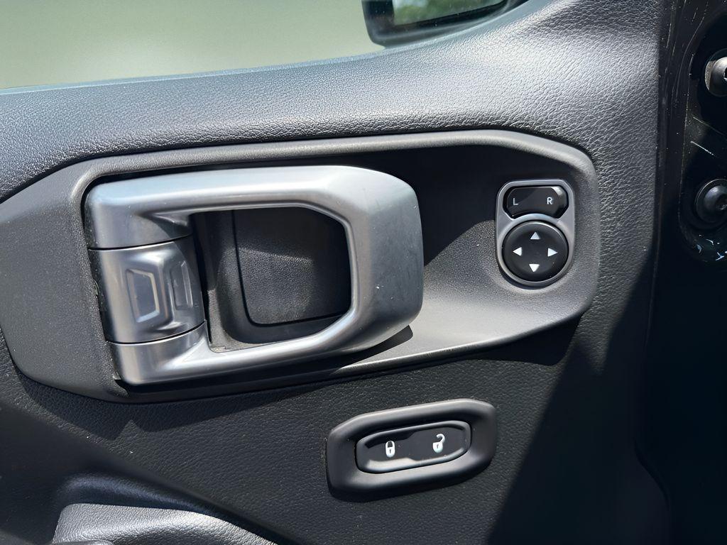 used 2019 Jeep Wrangler Unlimited car, priced at $27,996