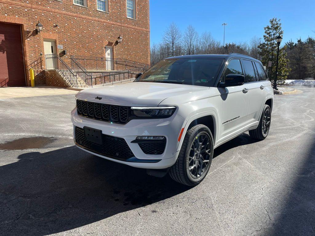 new 2025 Jeep Grand Cherokee car, priced at $65,126