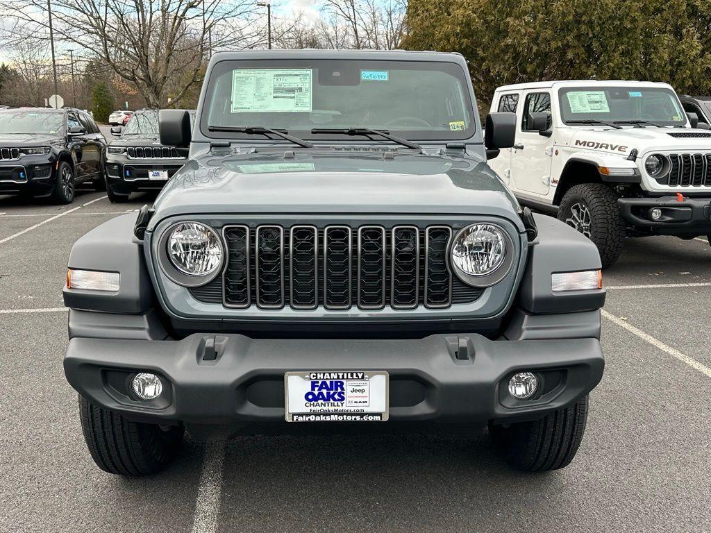 new 2025 Jeep Wrangler car, priced at $46,853