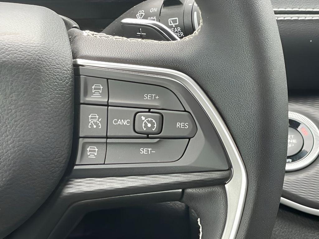 new 2025 Jeep Grand Cherokee L car, priced at $46,667