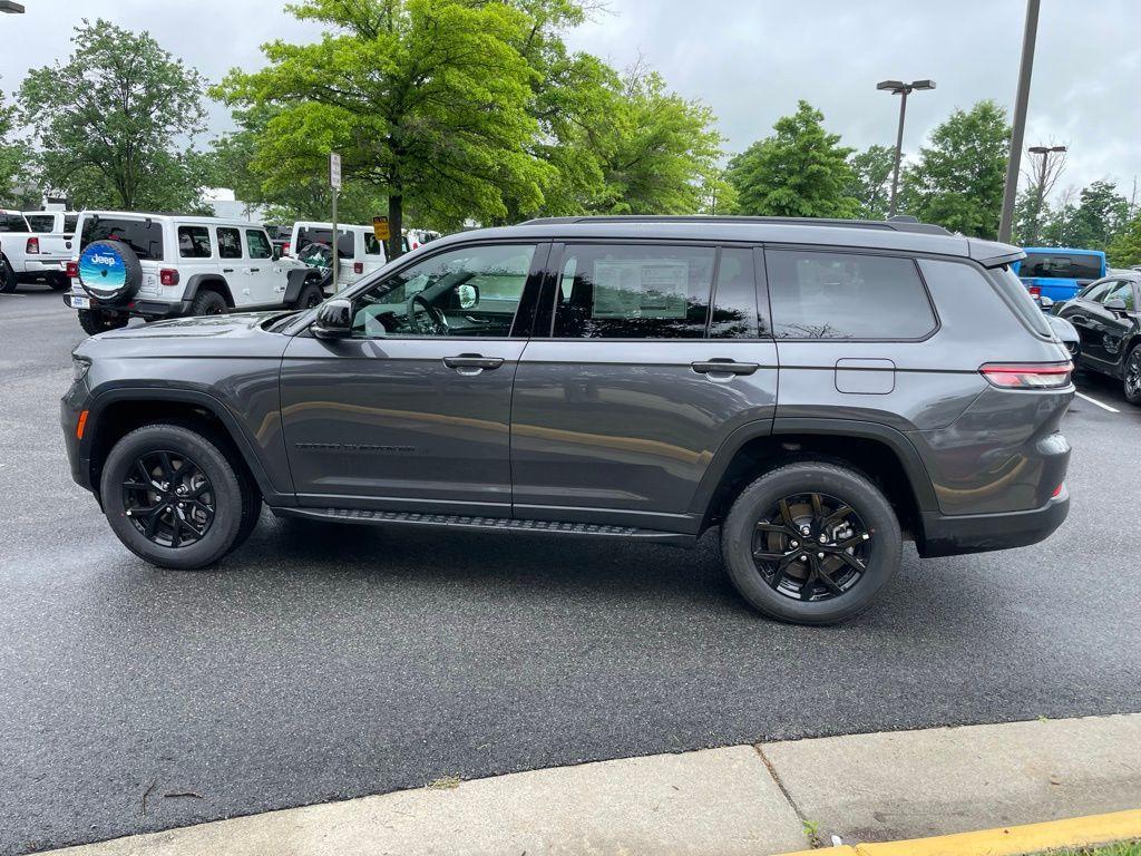 new 2025 Jeep Grand Cherokee L car, priced at $42,667
