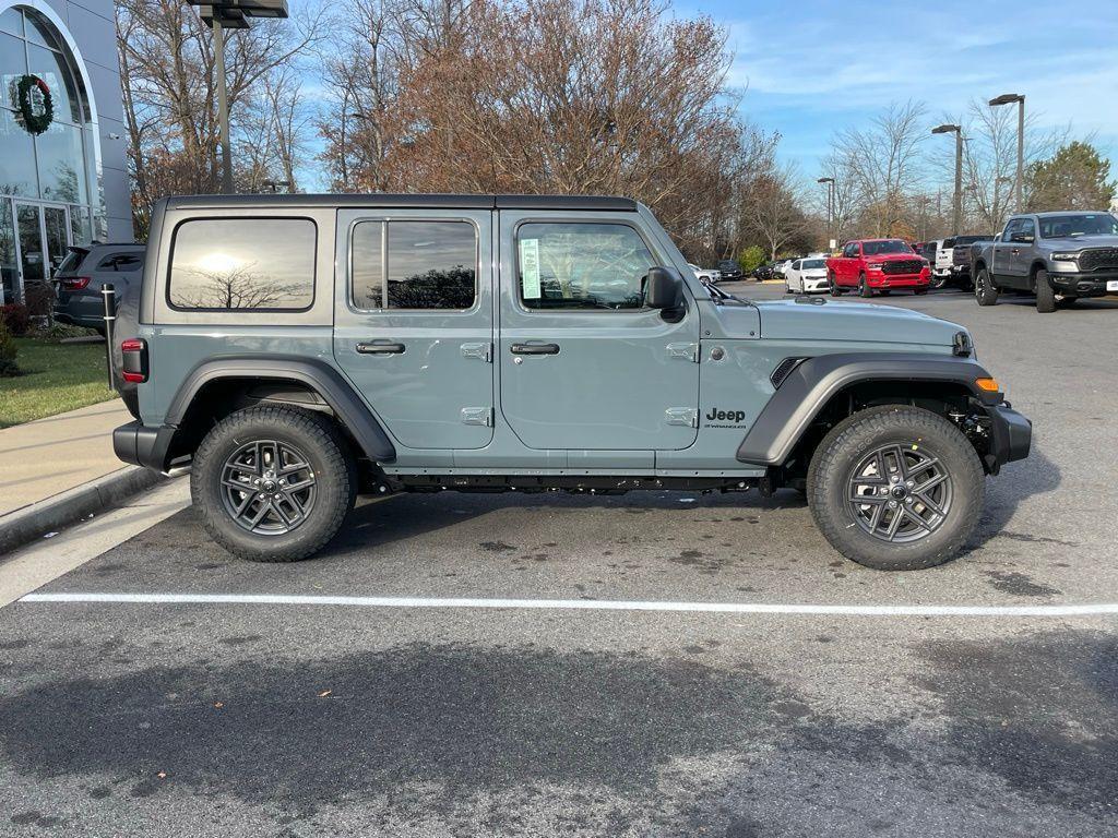 new 2025 Jeep Wrangler car, priced at $55,582