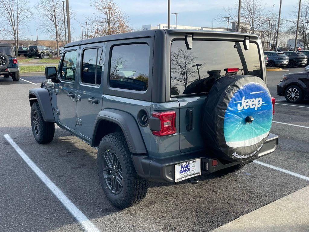 new 2025 Jeep Wrangler car, priced at $55,582