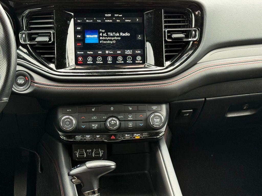 used 2023 Dodge Durango car, priced at $28,789