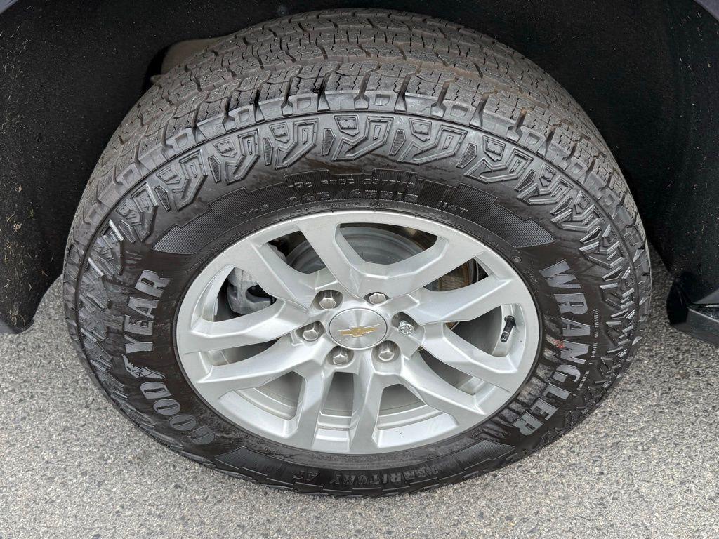 used 2023 Chevrolet Tahoe car, priced at $43,910