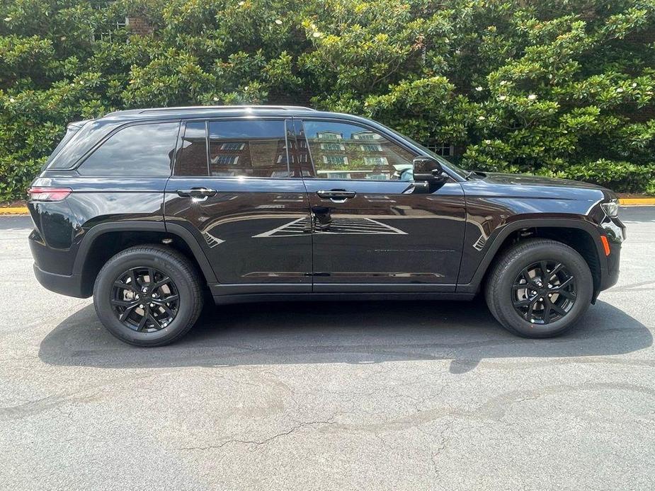 new 2025 Jeep Grand Cherokee car