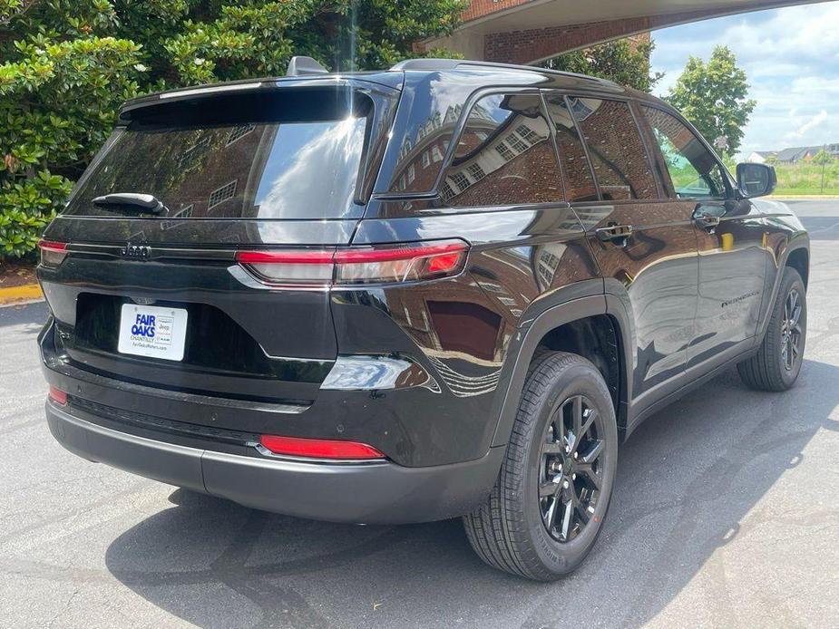 new 2025 Jeep Grand Cherokee car