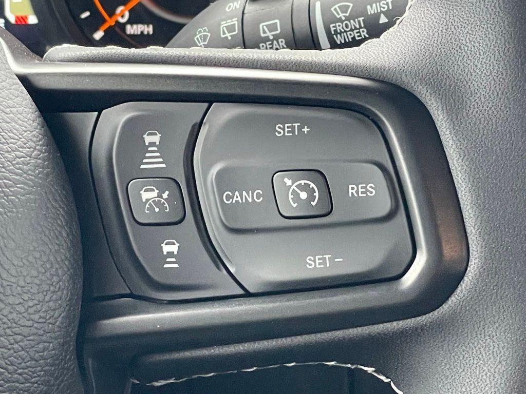 new 2025 Jeep Wrangler car, priced at $55,989