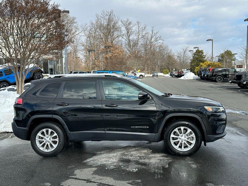 used 2020 Jeep Cherokee car, priced at $19,417